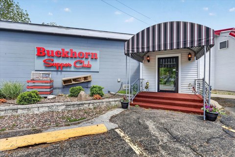 COMMERCIAL - Milton, WI