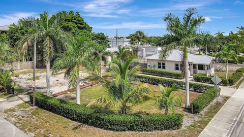 Land & Docks, Fort Lauderdale, FL