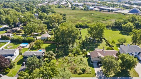 Land, Schaumburg, IL