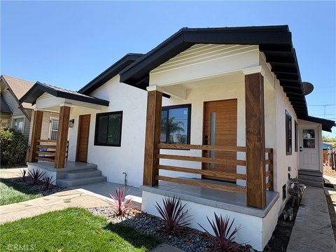 Vacant Triplex in Vermont Square