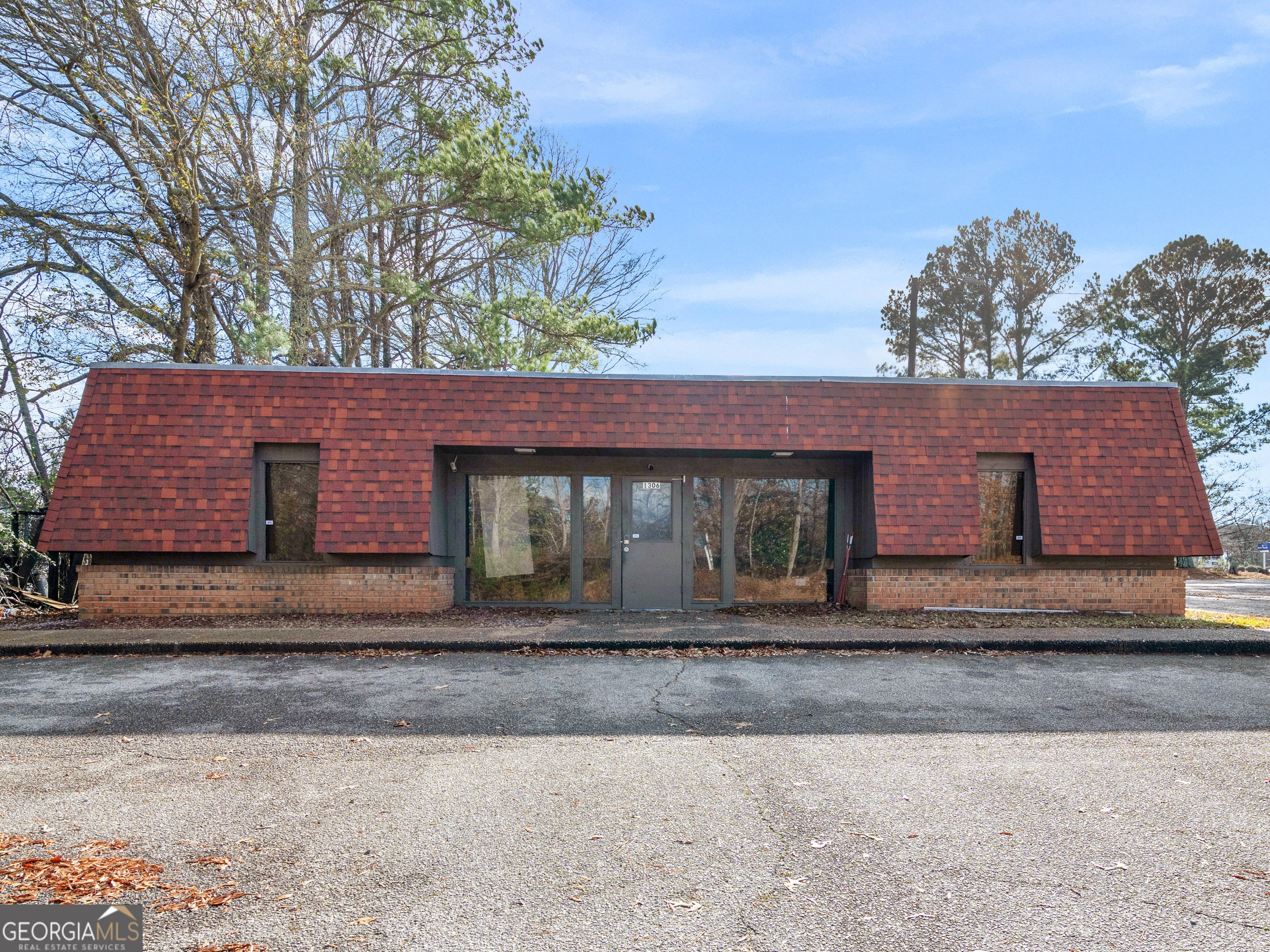 Griffin Office Building For Sale