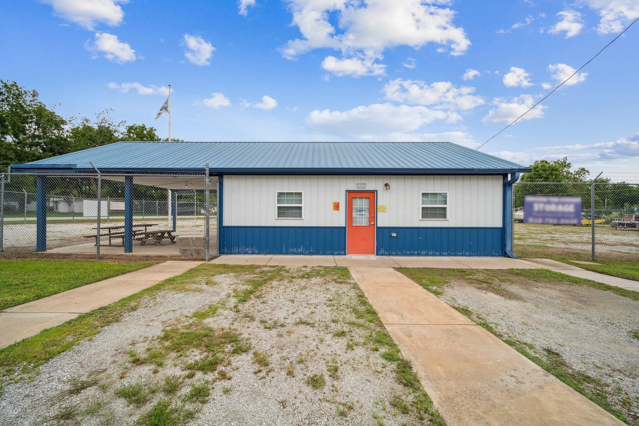 Bernice Commercial Property For Sale