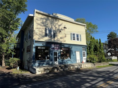 Mixed-Use Property Near New Paltz