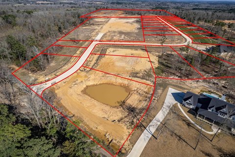 Spacious Homesites in Gated Community