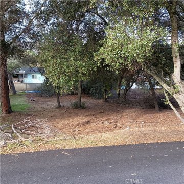 Level Clearlake Building Site