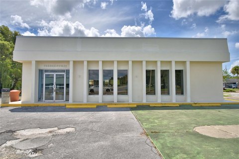 Visible Corner Retail Space Available