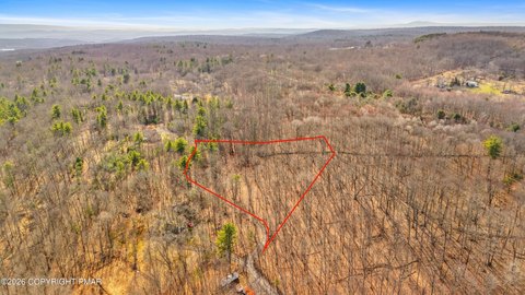 Secluded Land in Marshalls Creek