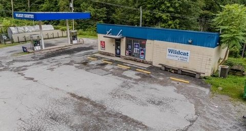 Turnkey Business Opportunity on Highway