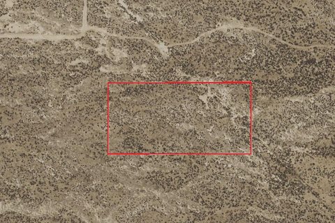 Lancaster Land Near Fox Field