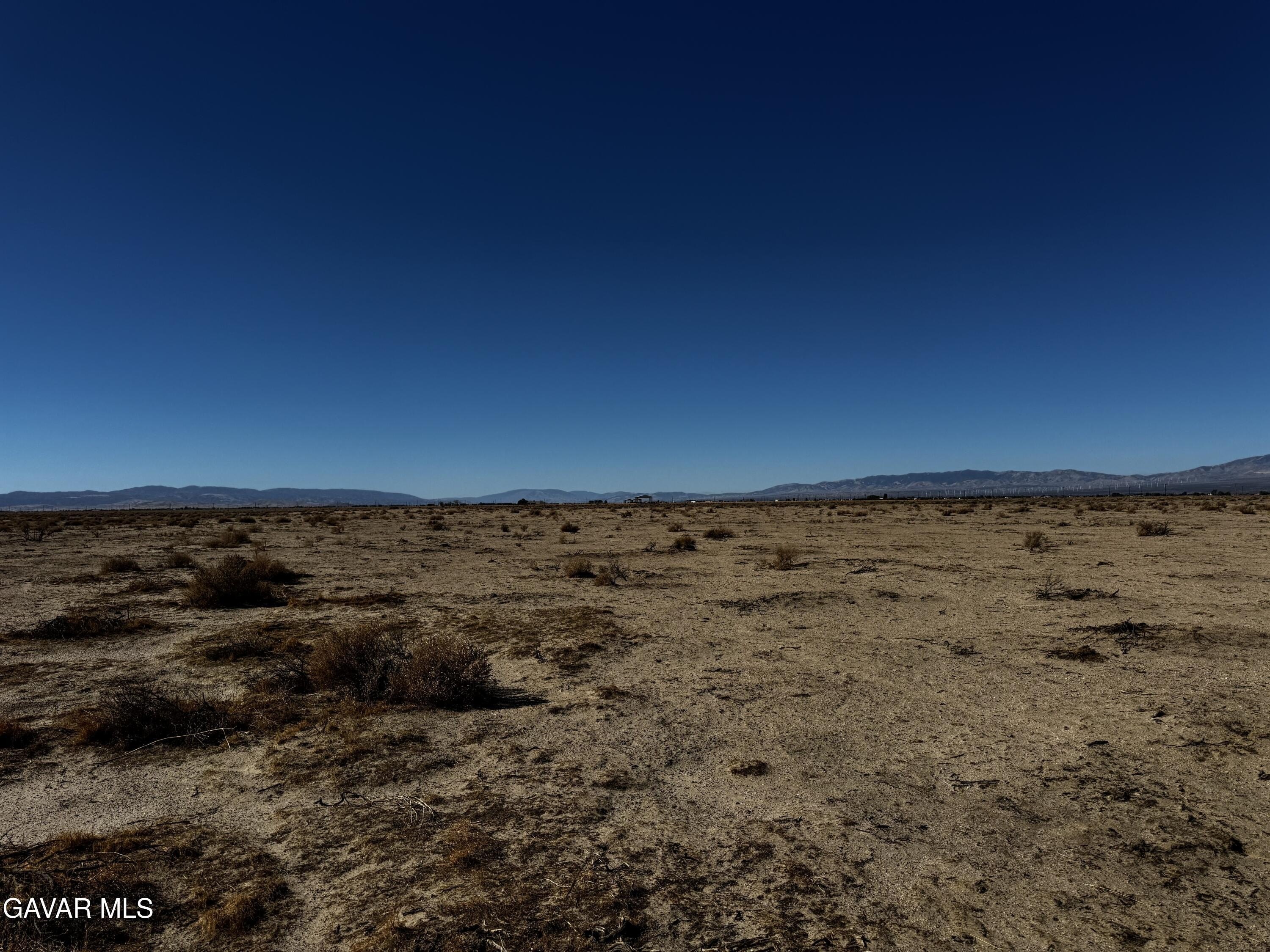 2.5 Acres of Usable Land