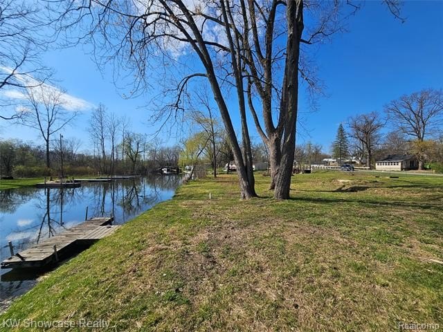 Waterfront Land on White Lake