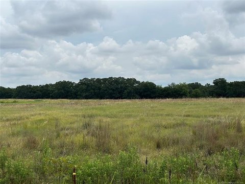 Rolling 60 Acres in Lone Grove