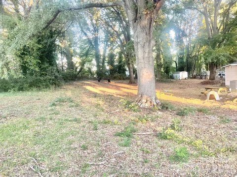 Land, Shelby, NC
