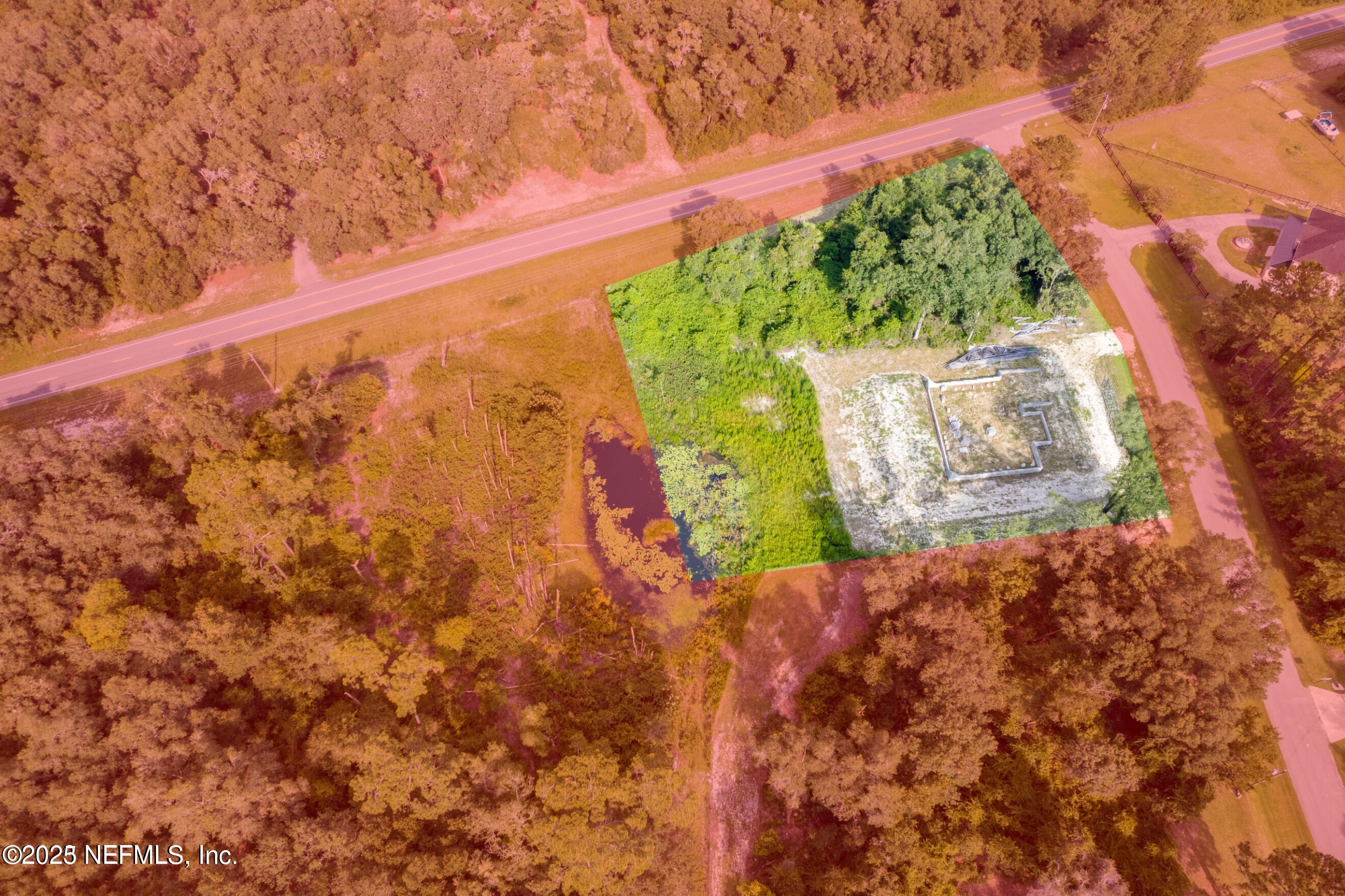 Double Corner Lot in Melrose