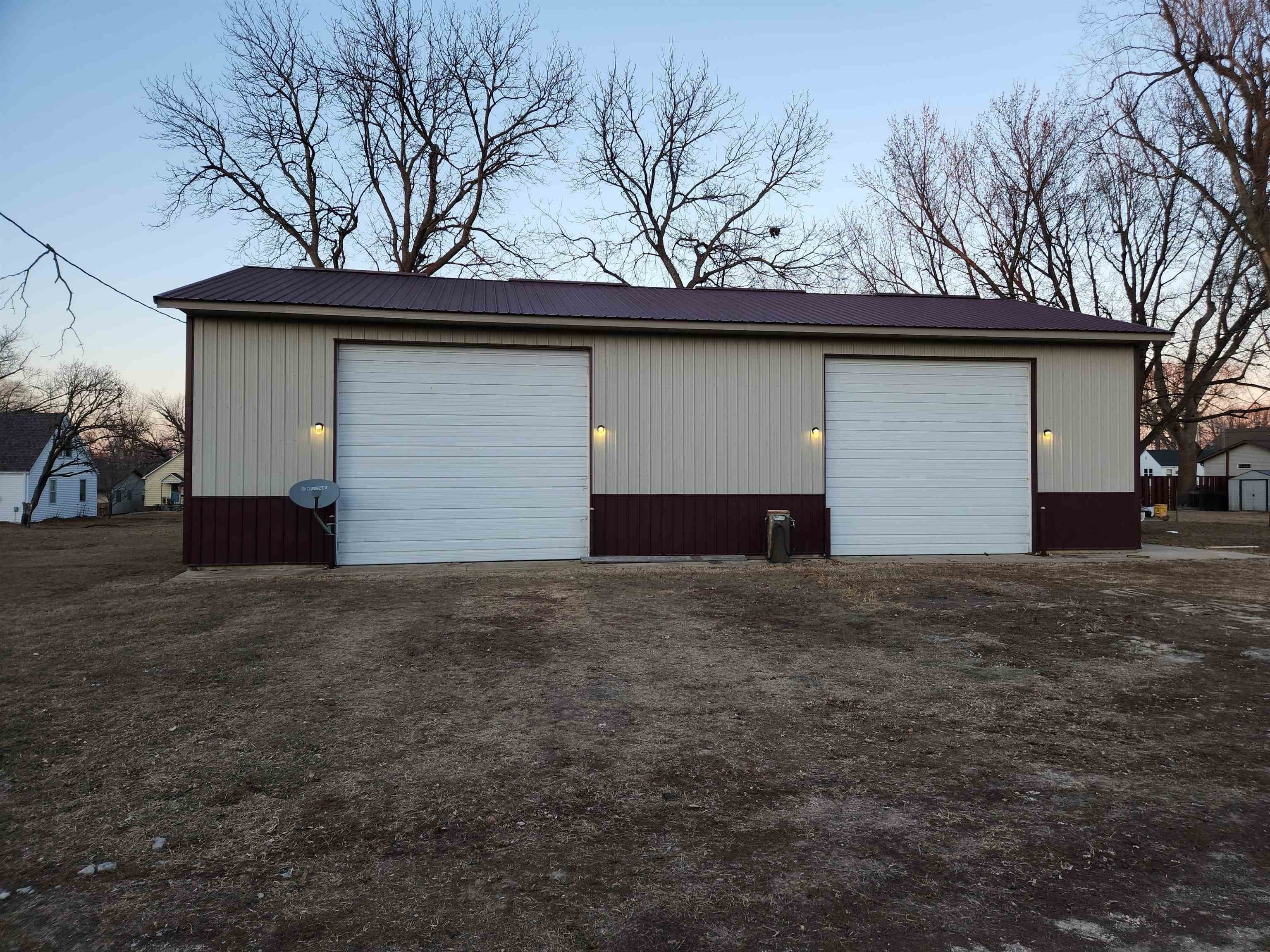 Insulated, Heated Commercial Building