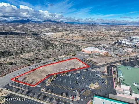 Prime Commercial Land Opportunity
