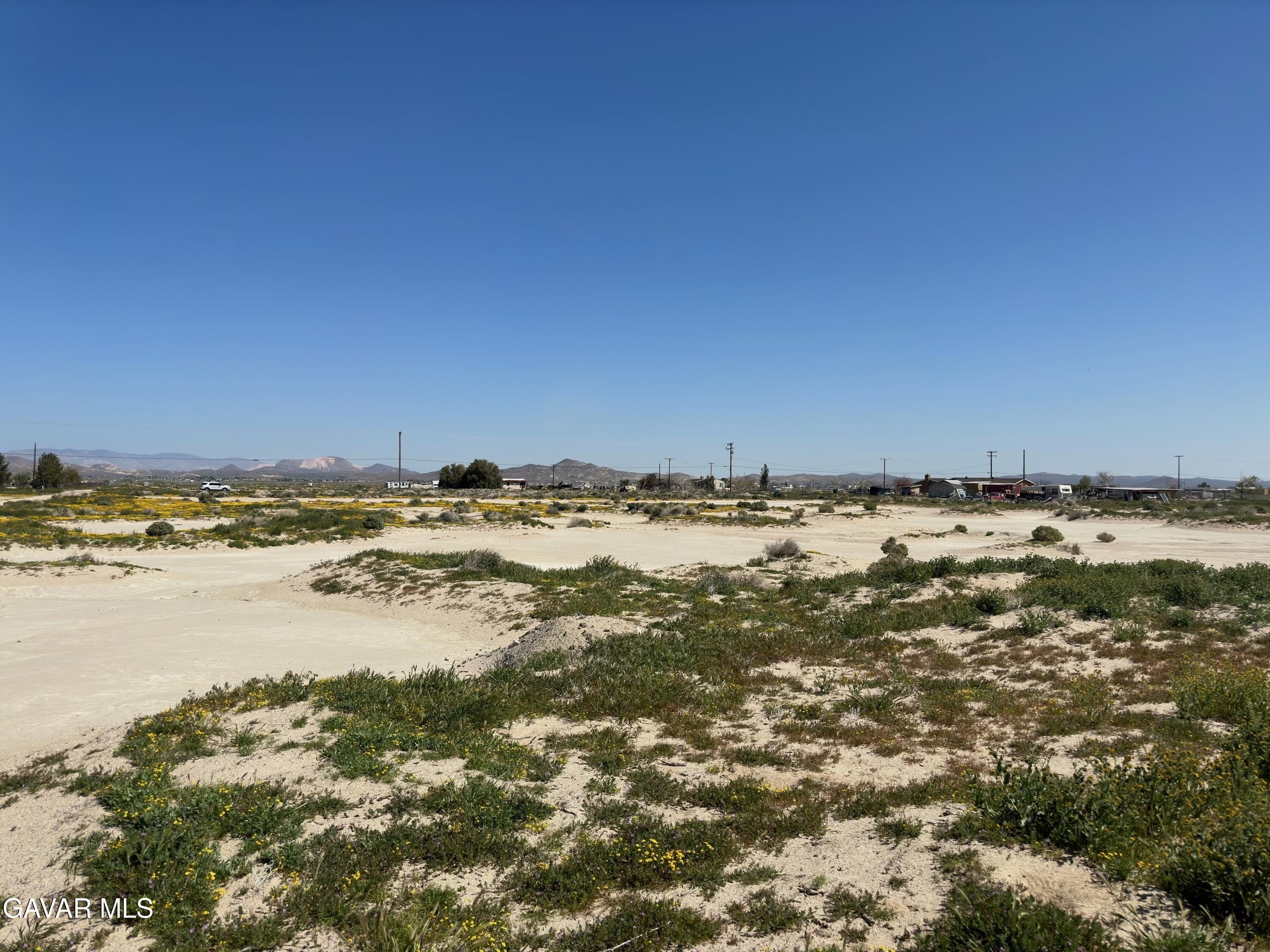 Residential Land in Lancaster, CA
