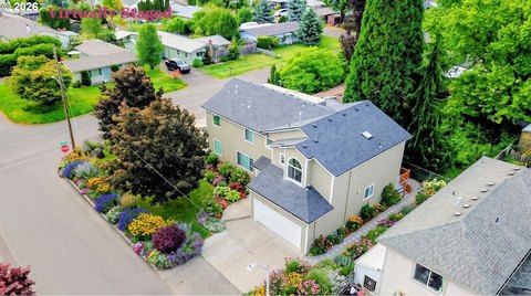 Move-in Ready Portland Duplex