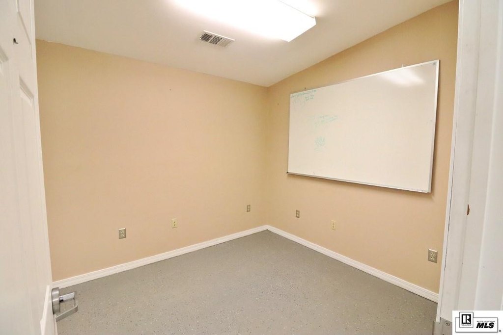 Picture 30