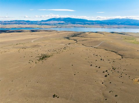 Land, Winston, MT