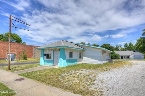 Joplin Commercial Space For Sale