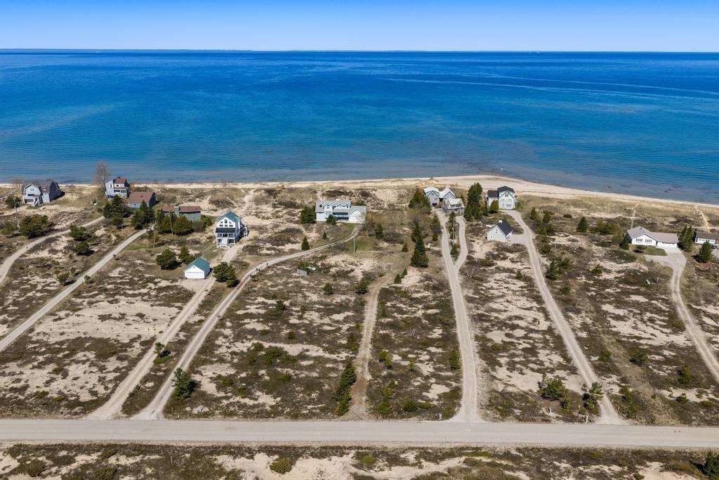 Lakefront Property on Sturgeon Bay