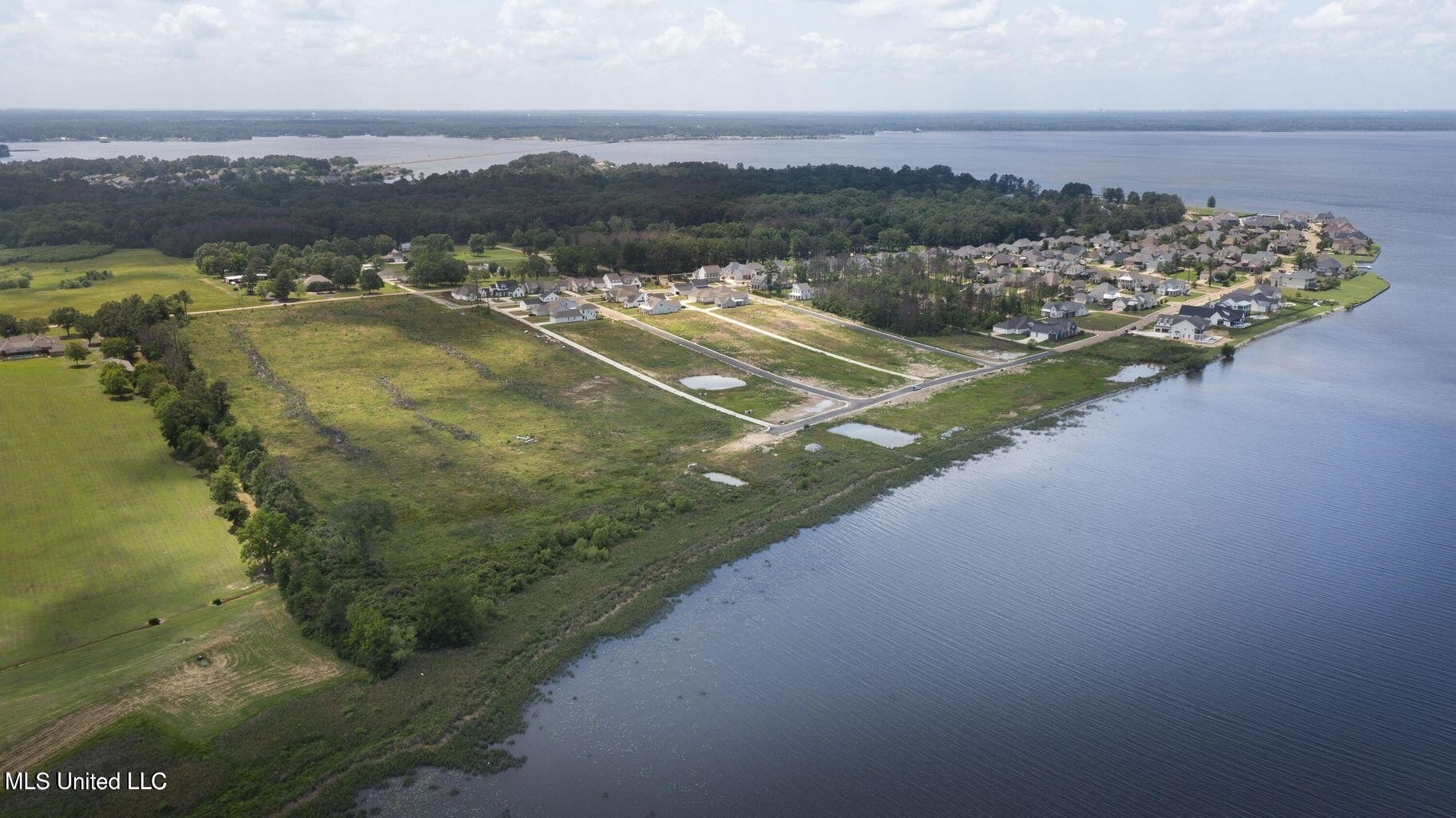 Waterfront Lots in Arbor Landing