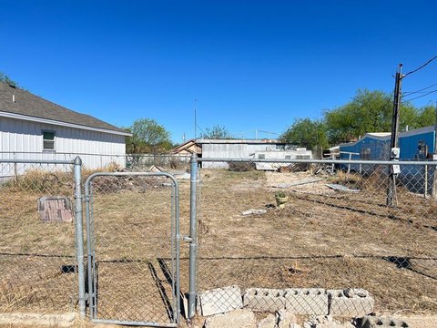 Eagle Pass Land For Sale