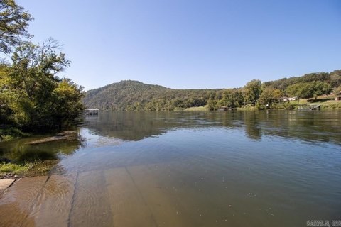 3.9 Acres Overlooking White River