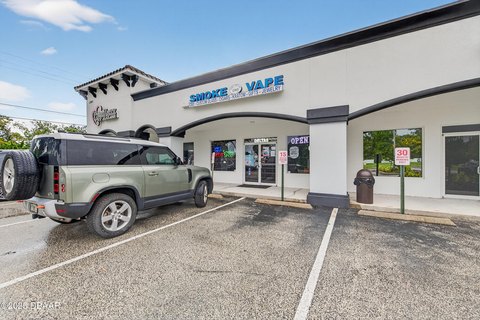 Retail Storefront in South Daytona