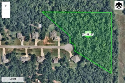 Residential Land in Newalla, OK