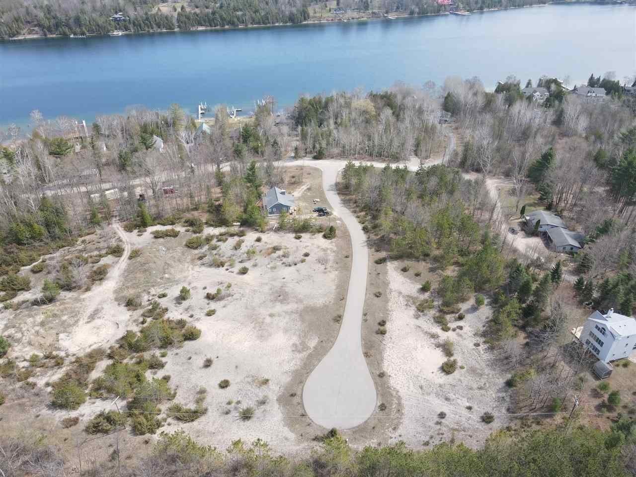Residential Land in Charlevoix, MI