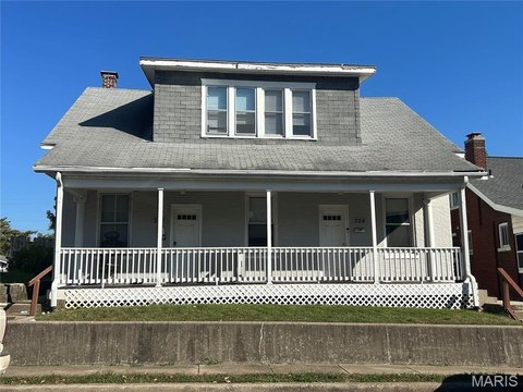3-Unit Triplex with Rear Residence