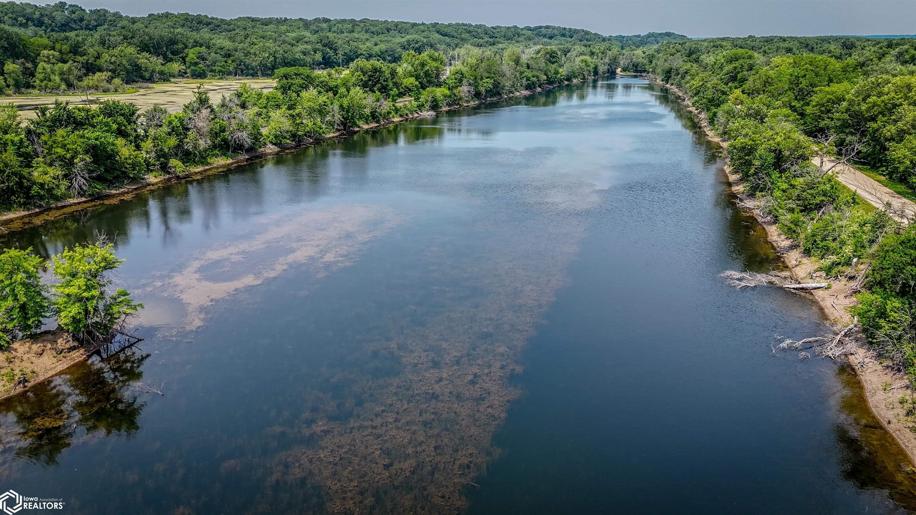 Unique Recreational Property Along Mississippi River