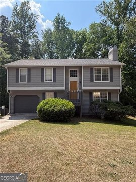 Split-Level Single-Family Rental
