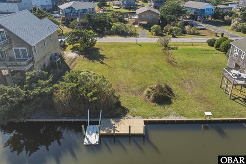Waterfront Canal-Front Land