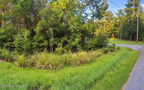 Land, Bay Saint Louis, MS