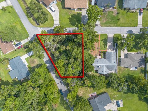 Corner Lot in New Smyrna