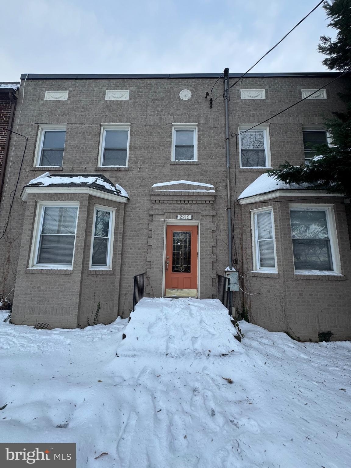 Hillcrest Vacant Four-Unit Building