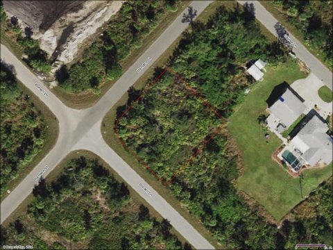 Oversized Corner Lot Near Amenities