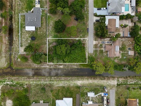 Residential - Lehigh Acres, FL