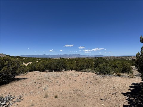 LAND - Santa Fe, NM