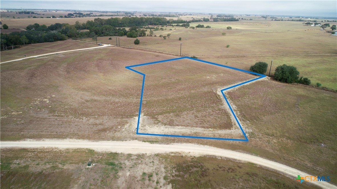1.97 Acre Lot in Shiner