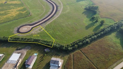 Spacious Residential Lots Near Lake