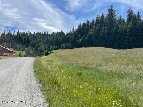 LAND - Hayden, ID