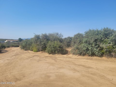 LAND - Wilhoit, AZ