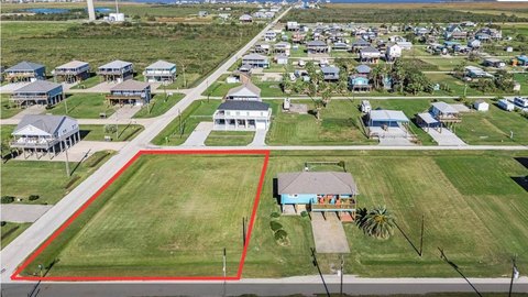 Vacant Lots Near Beach Access