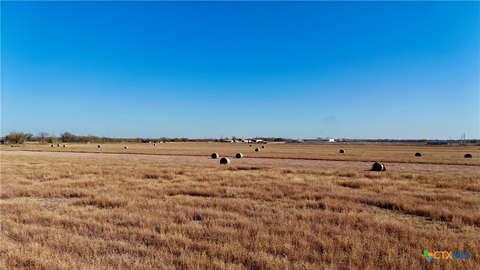 Natalia, TX Commercial Opportunity