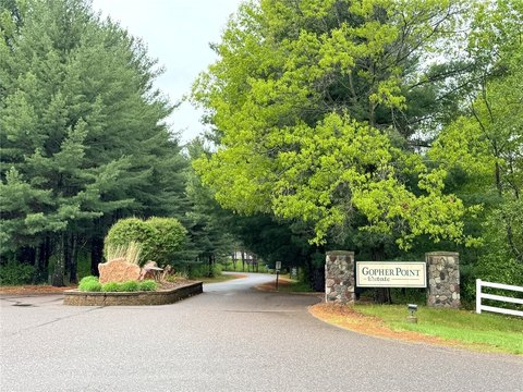 Land with Lake Access