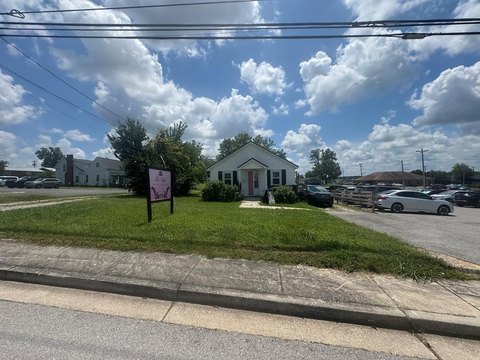 Office/Retail Building in Cookeville